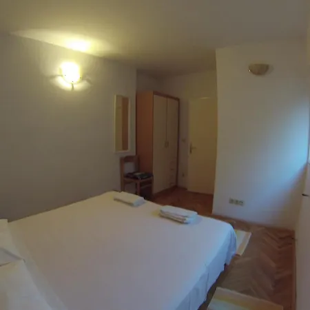 Duce Sandy Beach Mare Apartment
